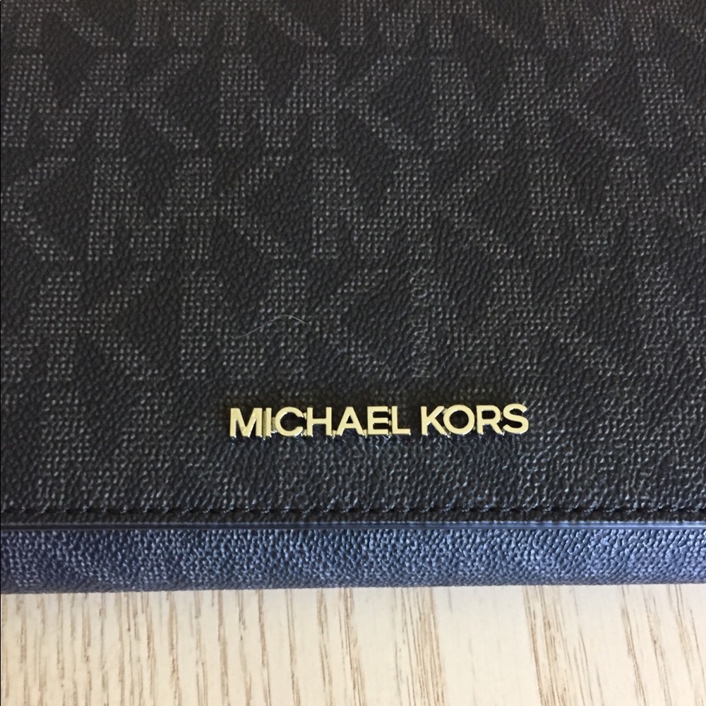 LAST ONE‼️Michael Kors Black Clutch, Crossbody Bag - Picture 10 of 15